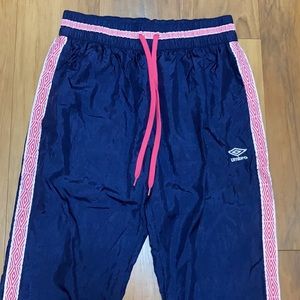 Umbro Pink Aztec Navy Blue Nylon Jogger Athletic Running Pants M